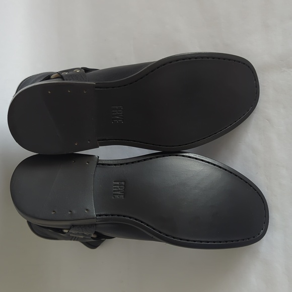 Boots - Picture 9 of 12